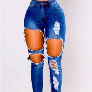 Fashion ripped jeans